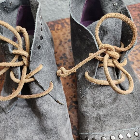 Blackstone FL58 Gray Suede Studded Chukka Boot - Picture 6 of 16